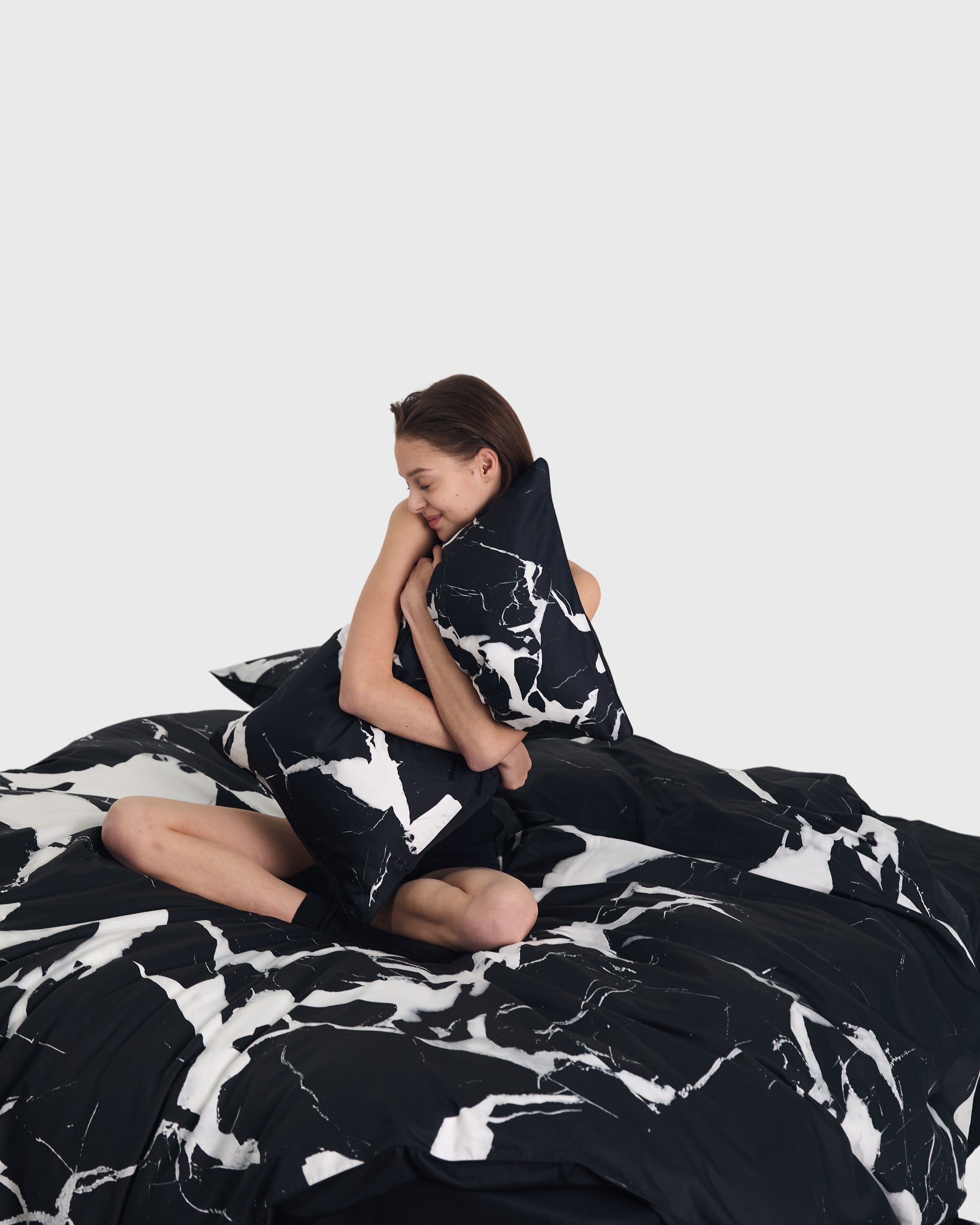 B&W Marble Pillowcase Pair