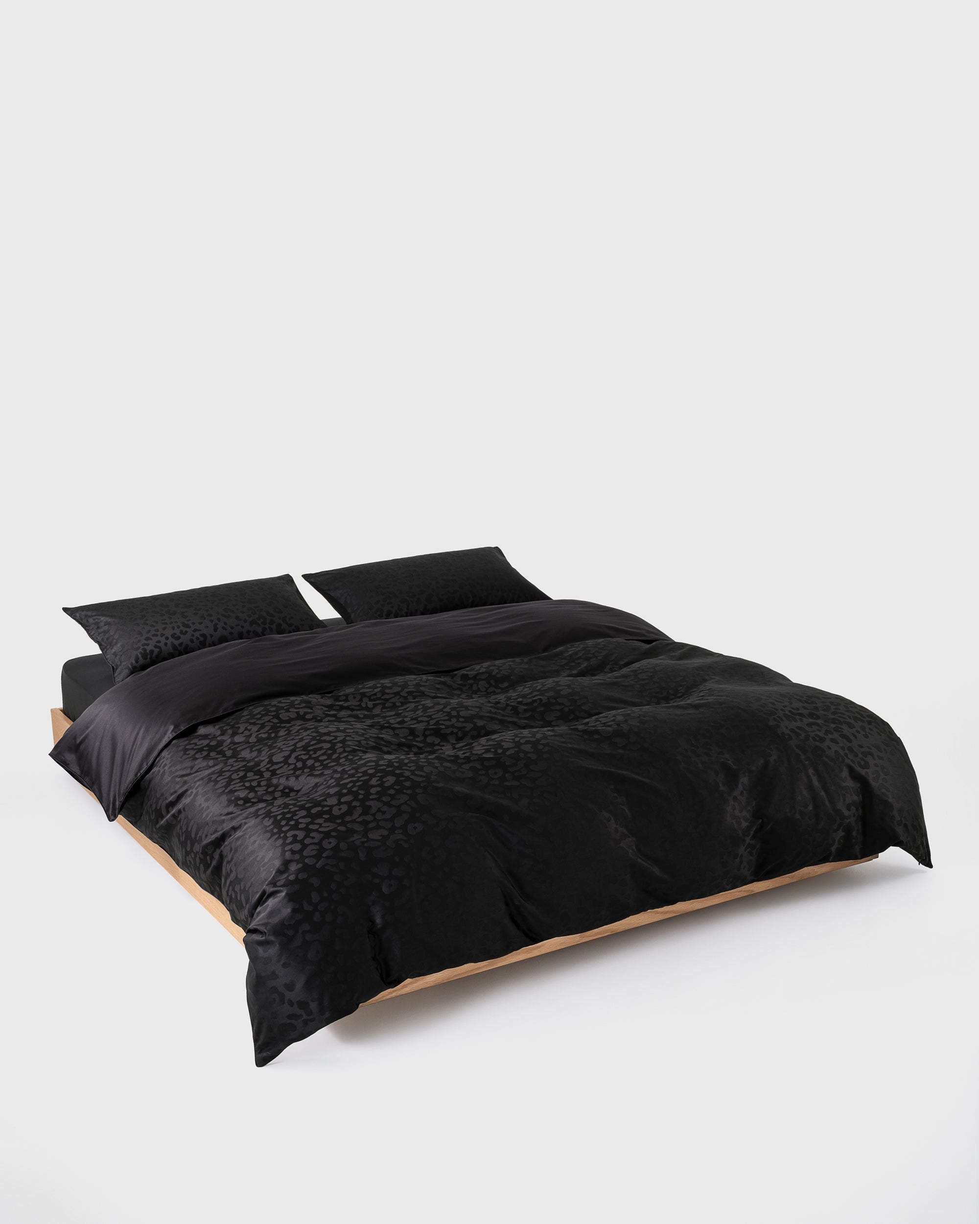 Black Jacquard Leopard Duvet Cover