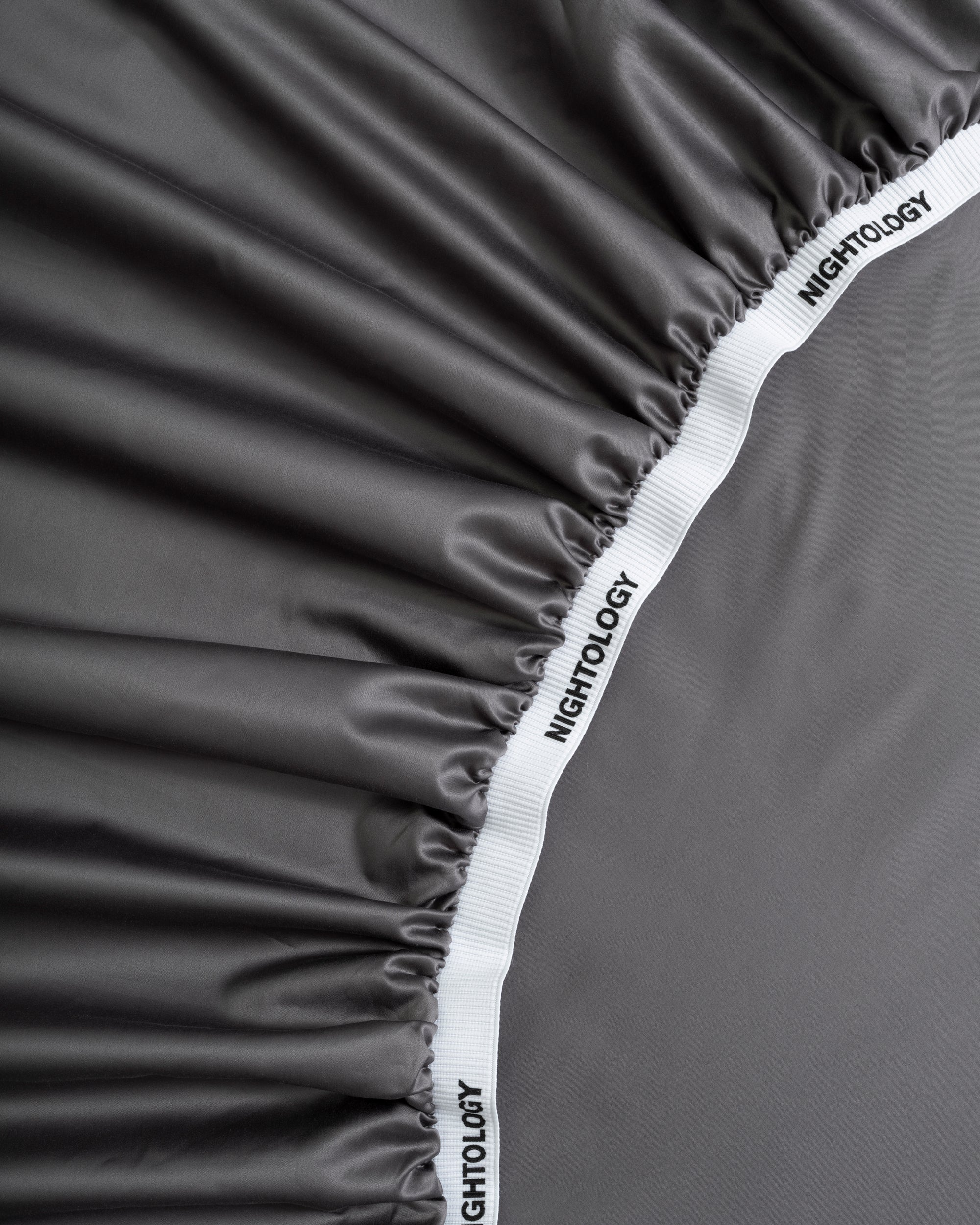 Grey Polka-dot 6MM Fitted Sheet