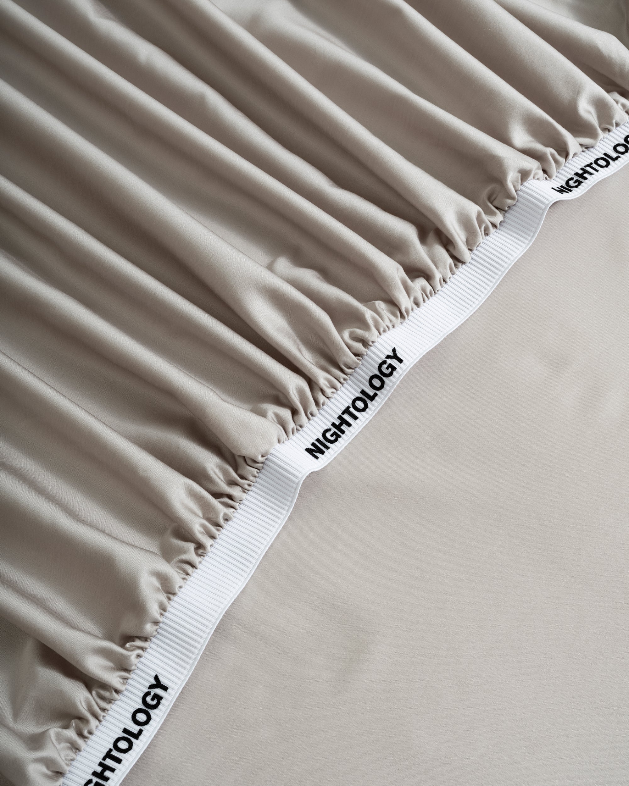 Leopard 02 Fitted Sheet